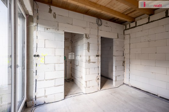 rozestavěnost listopad 2025