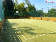 sportovní hřiště 