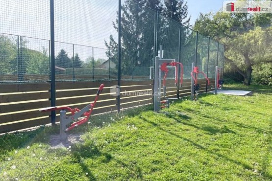 sportovní hřiště