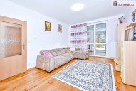 obývák vstup do přístavby