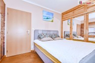 ložnice vest skříň