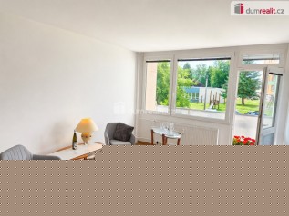pokoj s lodžií