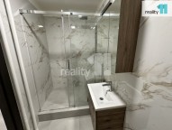 Dbdb467c9bcec10aa3a5442df92a3f6563398