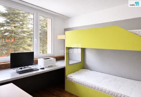 palanda na zakázku z lamina