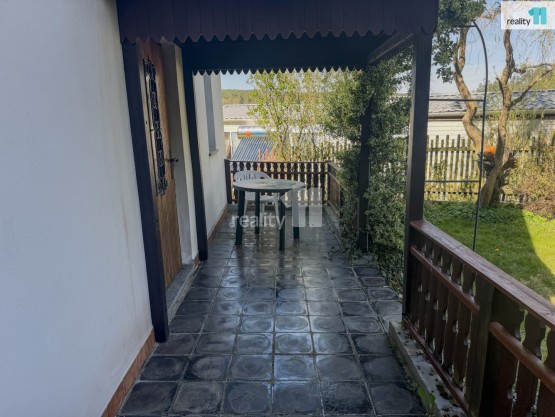 veranda