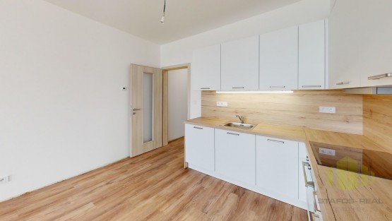 santova-d308-585m2-990m2-lodzie-kitchen.jpg