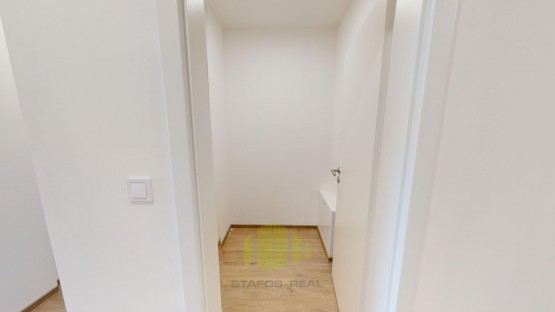 pronajem-bytu-1kk-36-m2-907-m2-lodzie-santova-d-205-05272024-083602.jpg