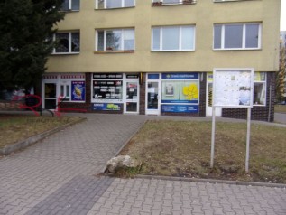100-0068.jpg