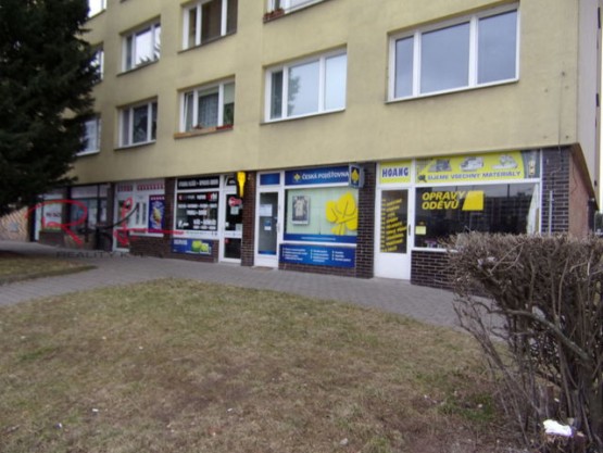 100-0069.jpg