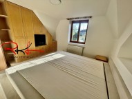 d84812eb-2757-412e-ad74-9a8a5f741ef8.jpeg