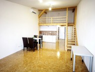 pohled na vestavěné patro