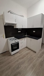 Ce8ae3276775a0e74b98f8c015e5478084563