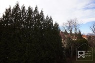 Výhled z ložnice a dětského pokoje