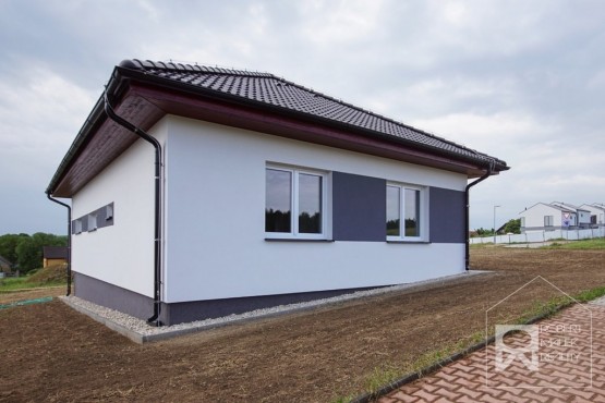 pohled na dům - zadní část