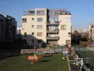 Dětské hřiště za domem