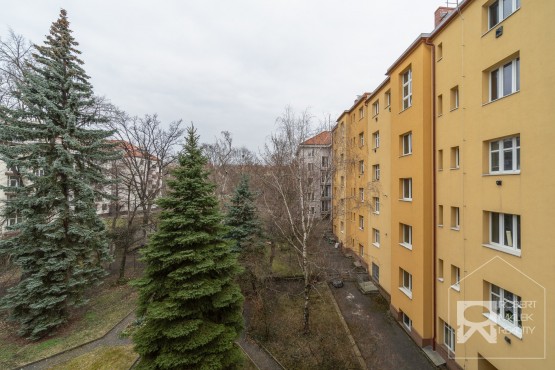 Výhled z balkónu
