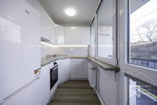 Kuchyňský kout se spotřebiči