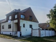 Rodinný dům ve Bzenci