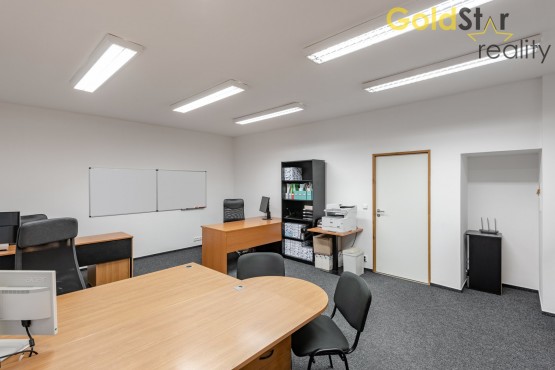 Loutocky_COM_DS8_6880_nahl