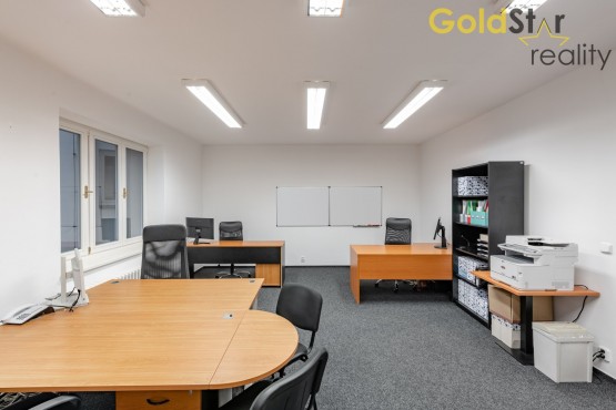 Loutocky_COM_DS8_6878_nahl