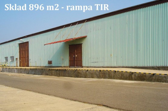 896.jpg