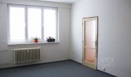 obývací pokoj průchozí do kuchyně