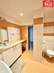 3913691f-0682-4e36-b5bd-08c7ab4e5672