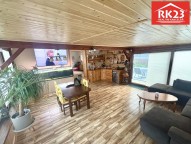 19798818-5a91-461c-9547-0c56424b941f