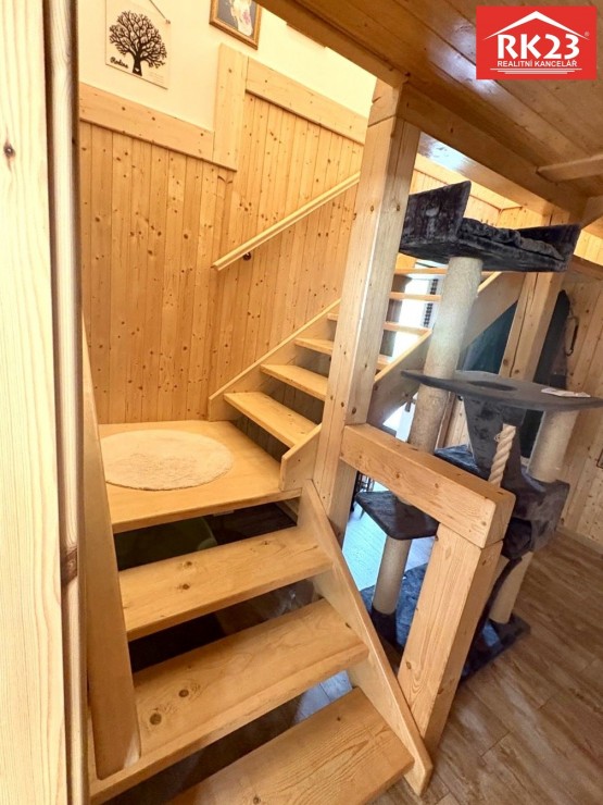 22a8b744-903f-4540-ab37-4895814351e5