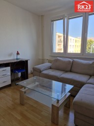 f46cef0b-db1c-4894-9621-babf1a888158