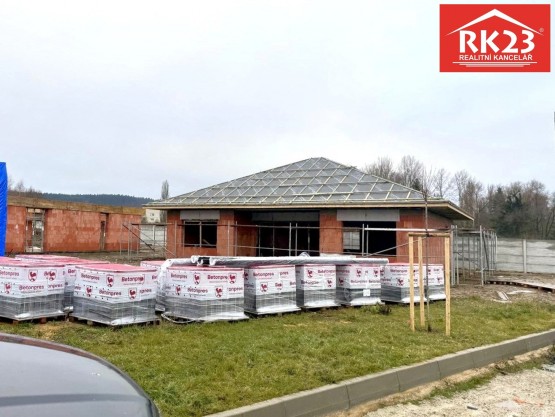 125b30e4-87f0-4e9d-92d6-8f90f35c5f65