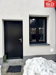 37e89d8b-6261-4d57-8b00-8fa7e1793ecb