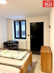 19eb0e5e-fefd-4a22-aeea-6df26105a6d9