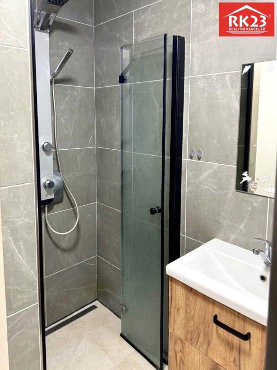 693d6c60-3a92-46d3-b72e-d6f5c50af148