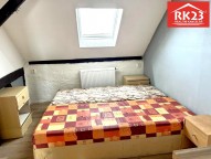 11a0067f-5d55-4bda-93c9-f64c1984fec7