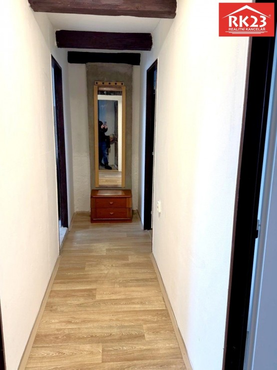 ccd57739-77f6-4897-8b4a-855fc13ef254