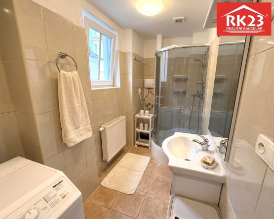 9d59489a-5683-4f11-9f15-3e14a54d7b26