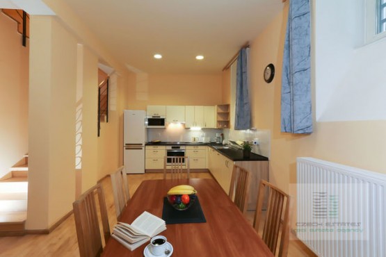 kitchen-and-dining-area.jpg