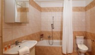 bathroom-1-4.jpg