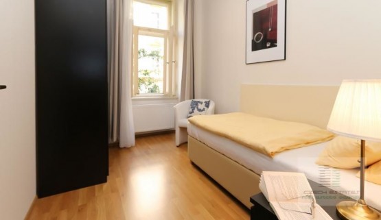 small-bedroom-9.jpg