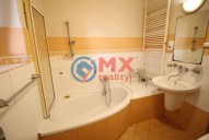 img-4921.jpg