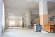 1.patro - bývalý sklad, bývalý sál 