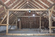 Podkroví - velký prostor pro vesstavbu - byty, kanceláře...apod