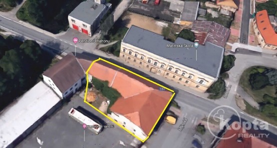 letecký pohled - prodej domu Touškov