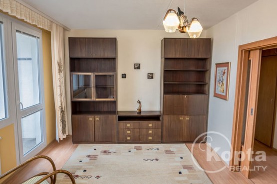 obývací pokoj s lodžií