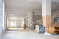 1.patro - bývalý sklad, bývalý sál 