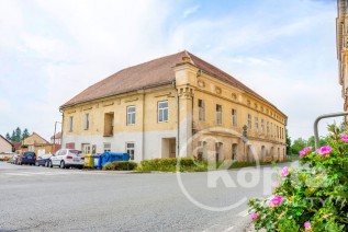 Prodej objektu, Město Touškov