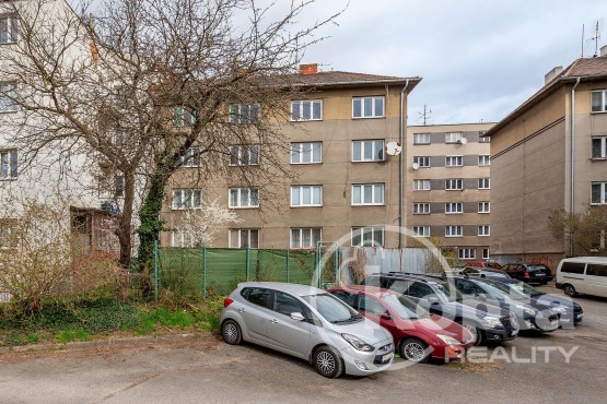Byt 2+1 a garáž, Plzeň, Zámečnická 17