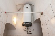 Sprchový kout a wc