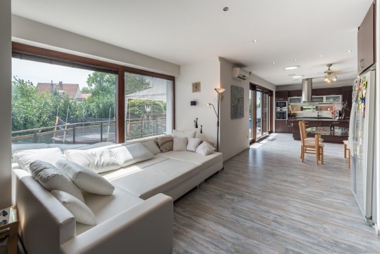 vila-Jesenice-for-sale-24-scaled